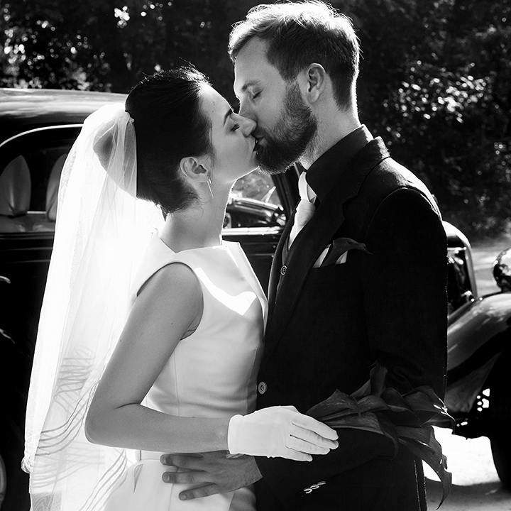 Montreal Wedding Photographer capturing romantic couple portrait at Old Port Montreal