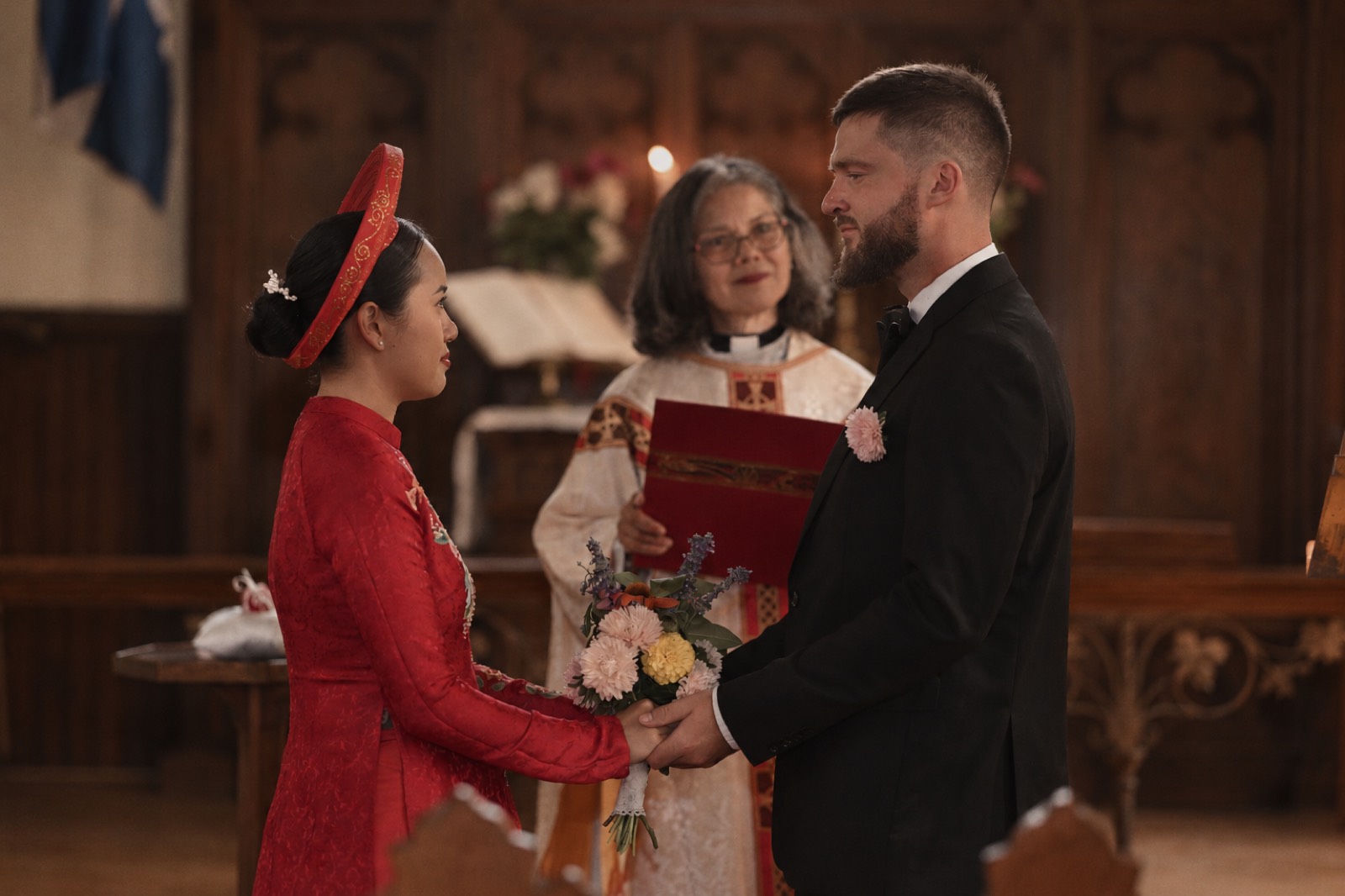 Thu and Simon during their Vietnamese wedding ceremony in Rougemont, Quebec